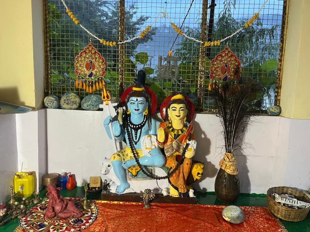 Shiv and Parvati shrine at Shiv Parivar Resort — a devotional stop for spiritual journeys in Uttarkashi
